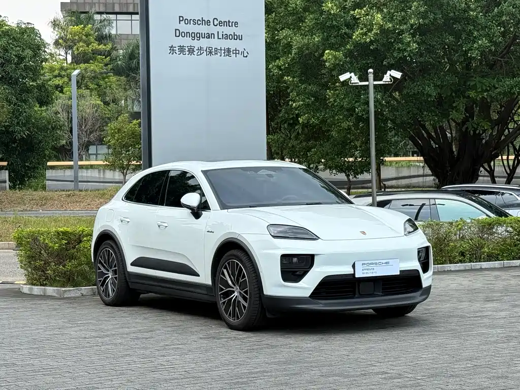 Porsche Macan EV — миниатюра 3