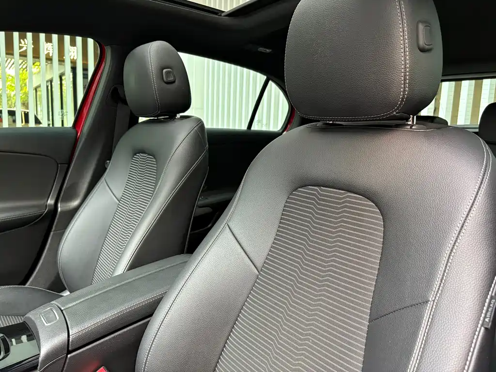 Mercedes-Benz A-Class (Import) — миниатюра 10