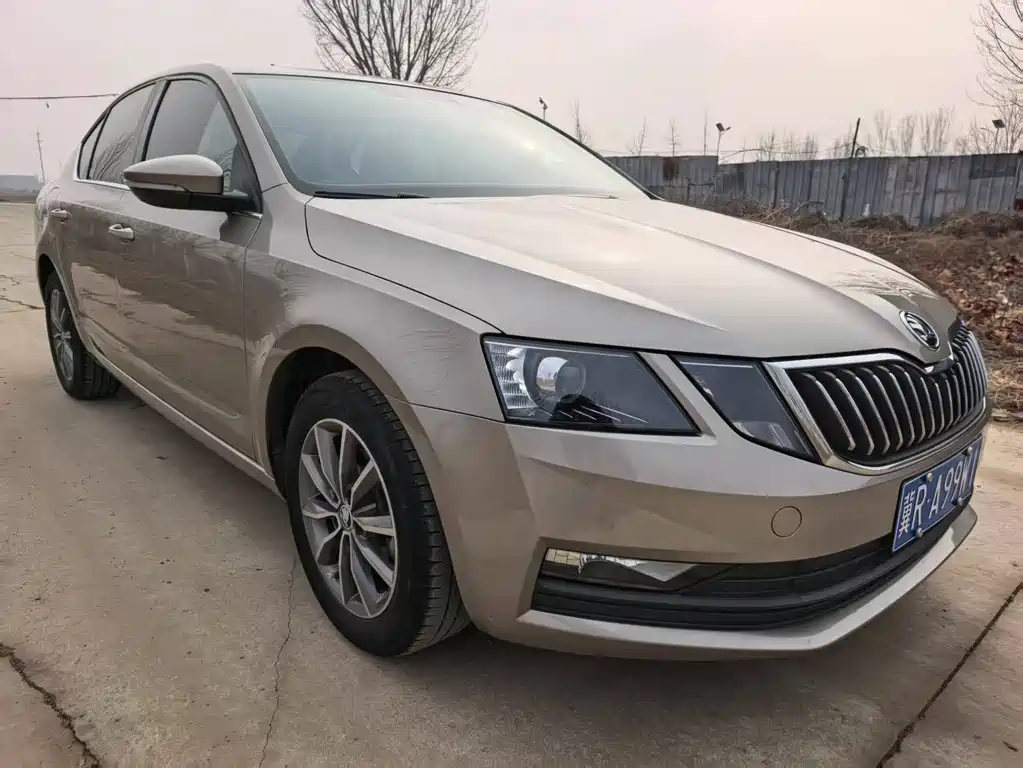 SKODA OCTAVIA