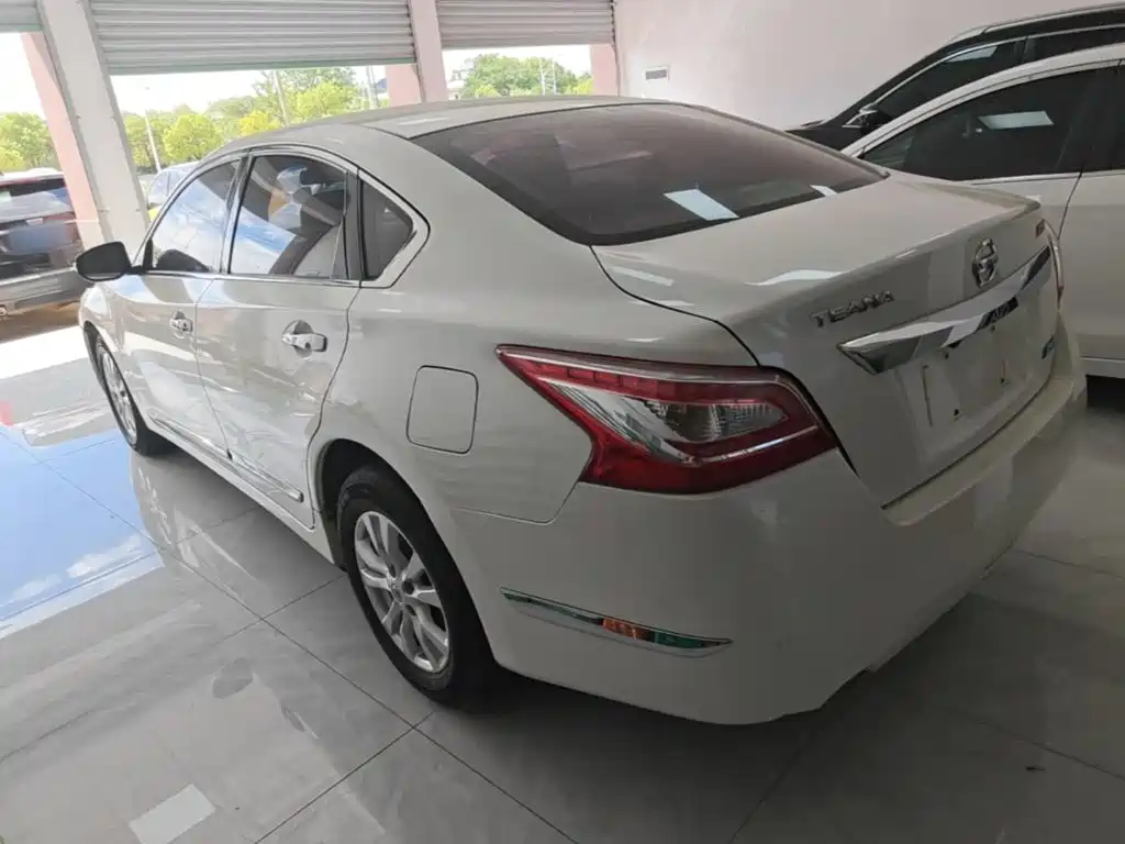 Nissan Teana — миниатюра 5