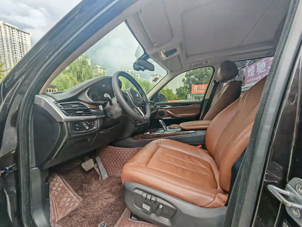 BMW X5 (Import) — миниатюра 4