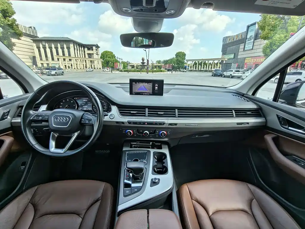 Audi Q7 — миниатюра 14