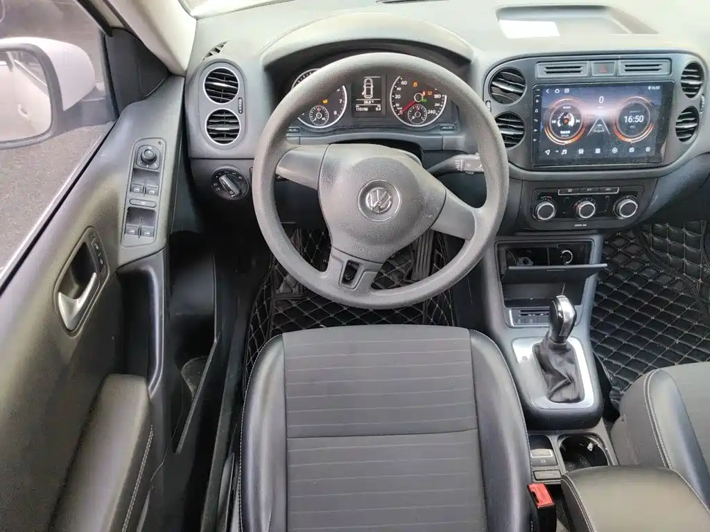 Volkswagen Tiguan — миниатюра 6