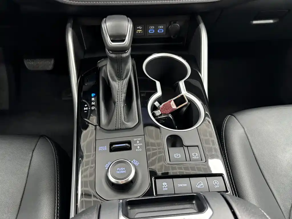 Toyota Highlander — миниатюра 20