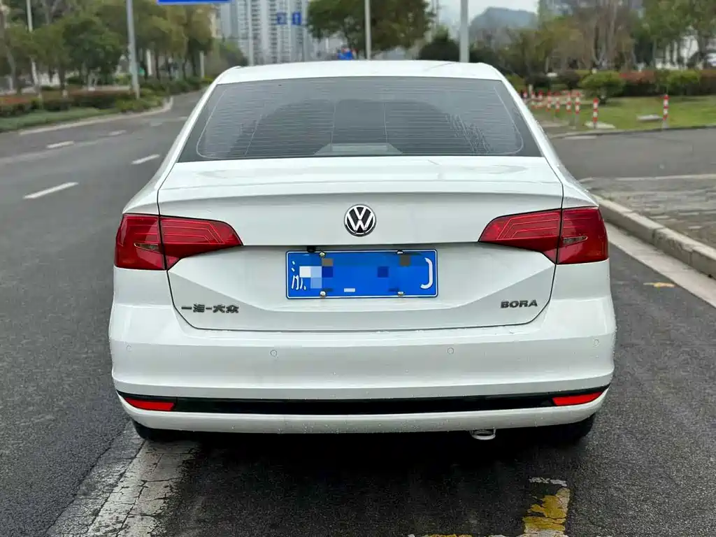 Volkswagen Bora — миниатюра 8