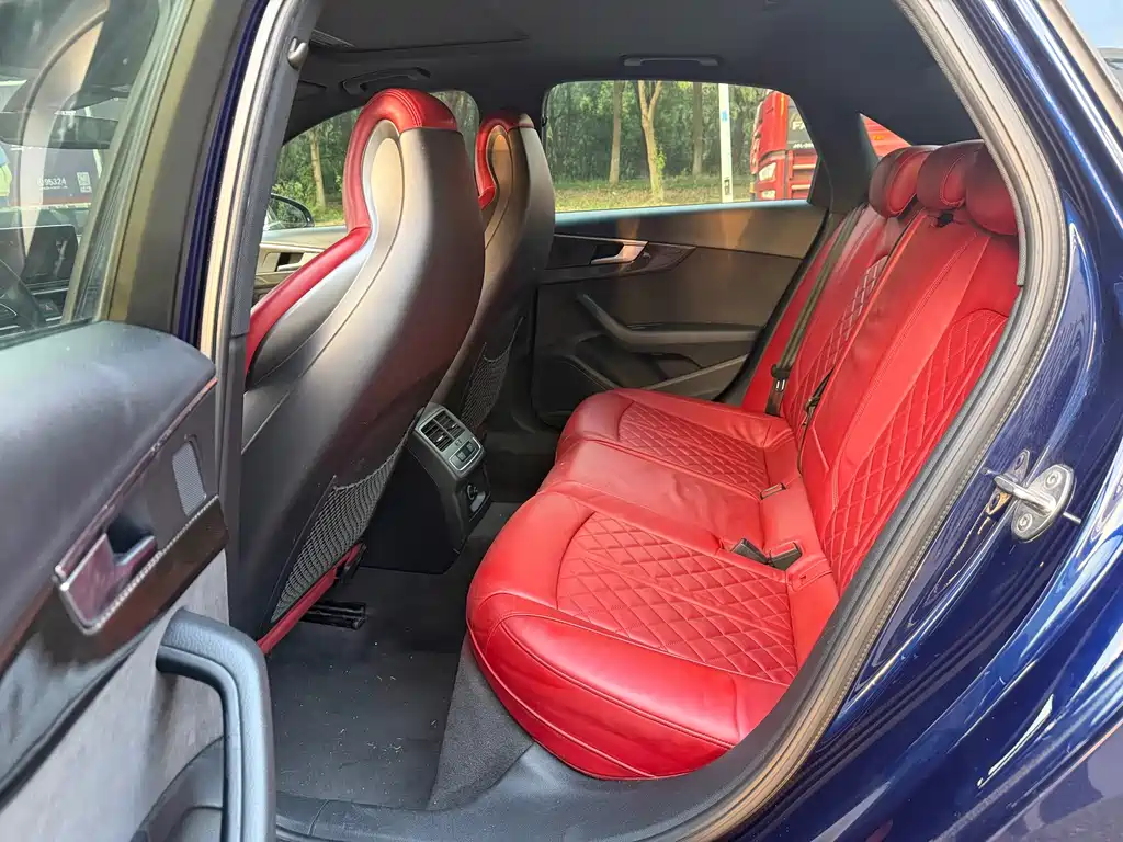 Audi S4 — миниатюра 13