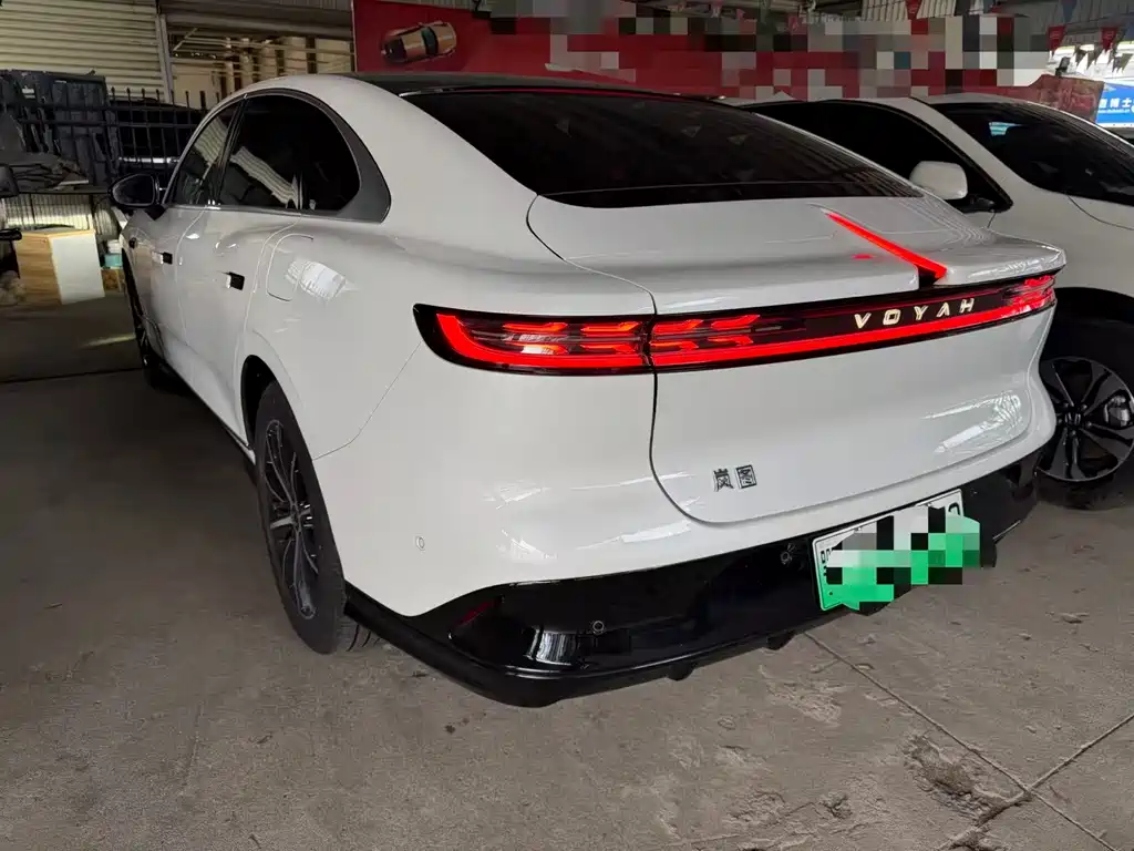 Voyah Passion 2024 PHEV Flagship