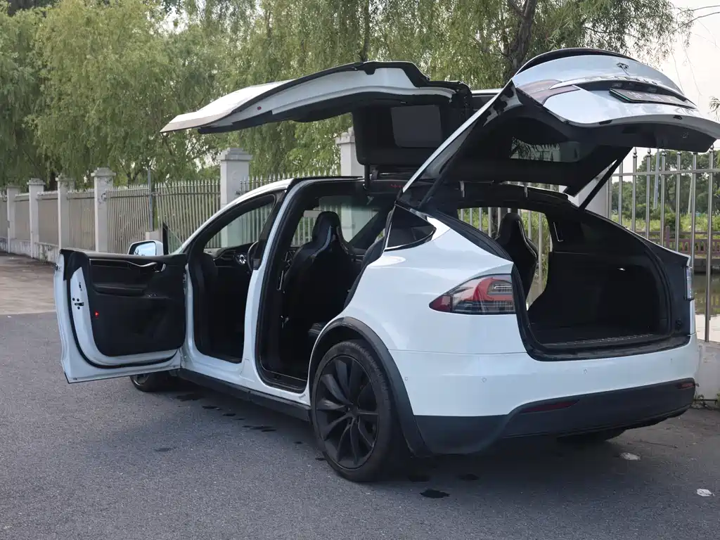 Tesla Model X 2016 Model X 90D