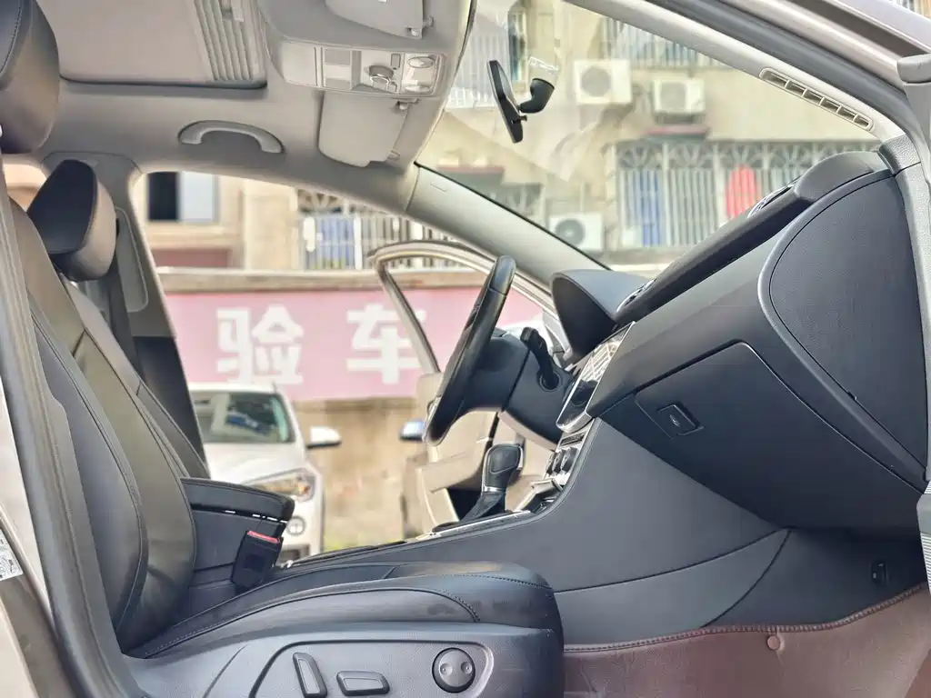 Volkswagen Magotan — миниатюра 11