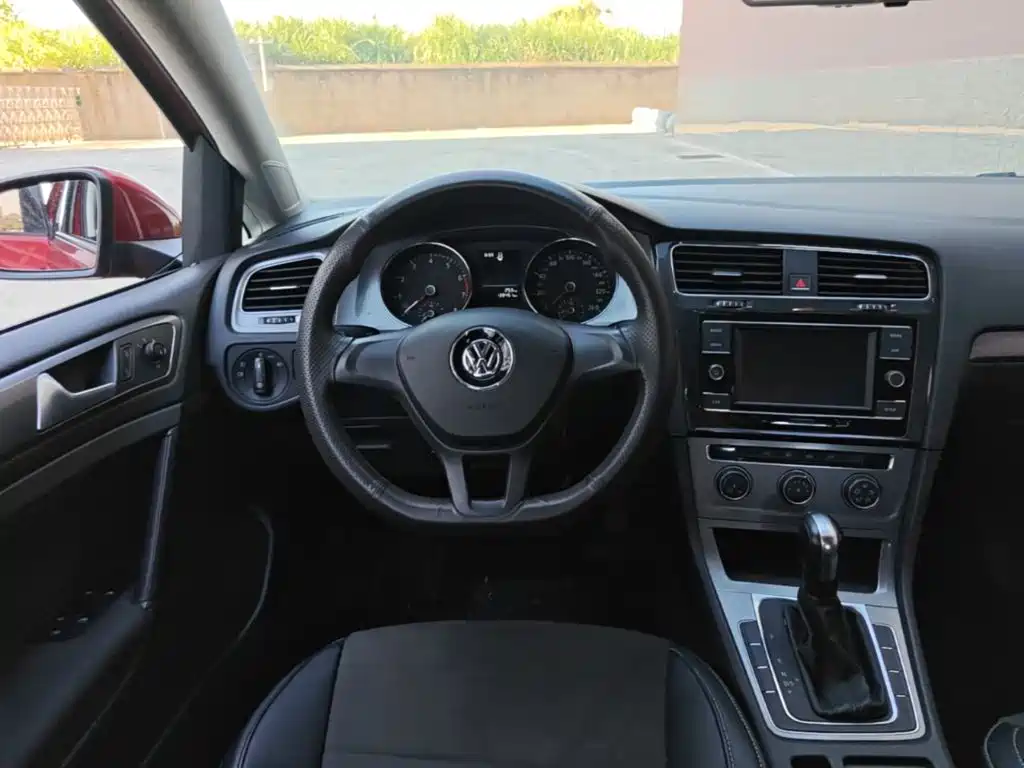 Volkswagen Golf — миниатюра 11