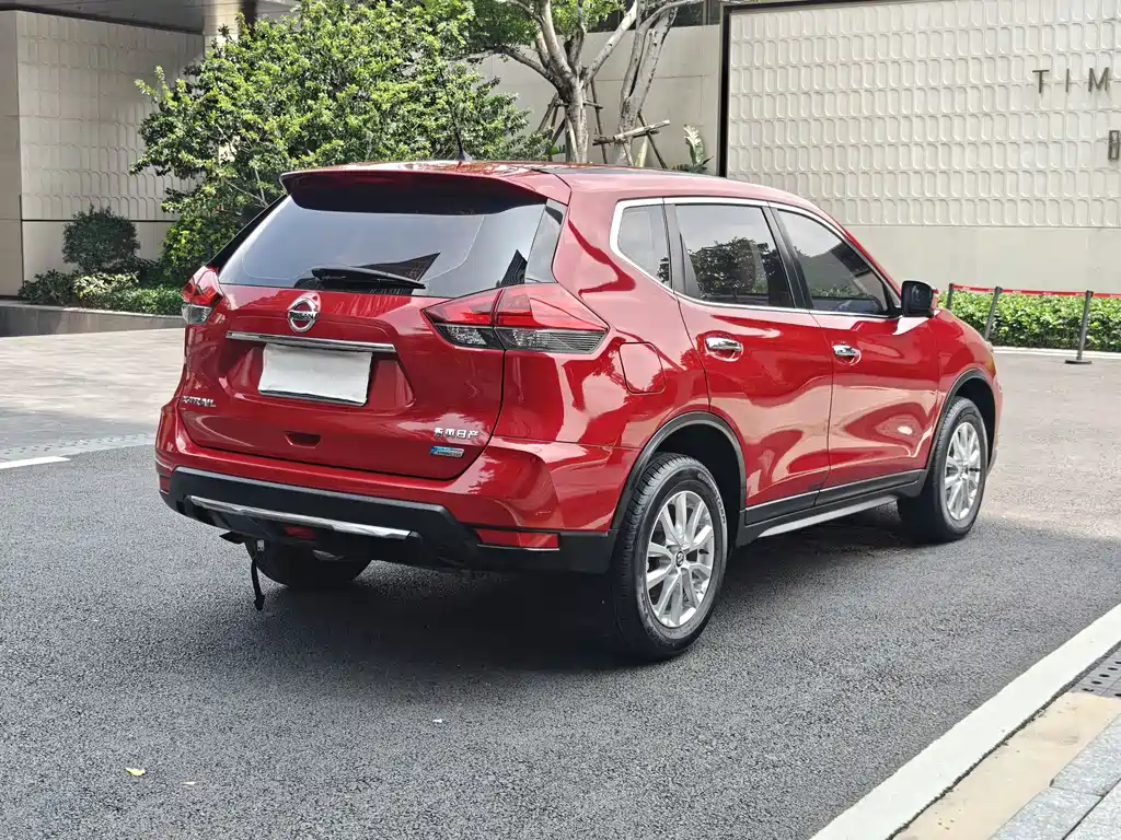 Nissan X-Trail 2017 2.0L CVT Comfort 2WD