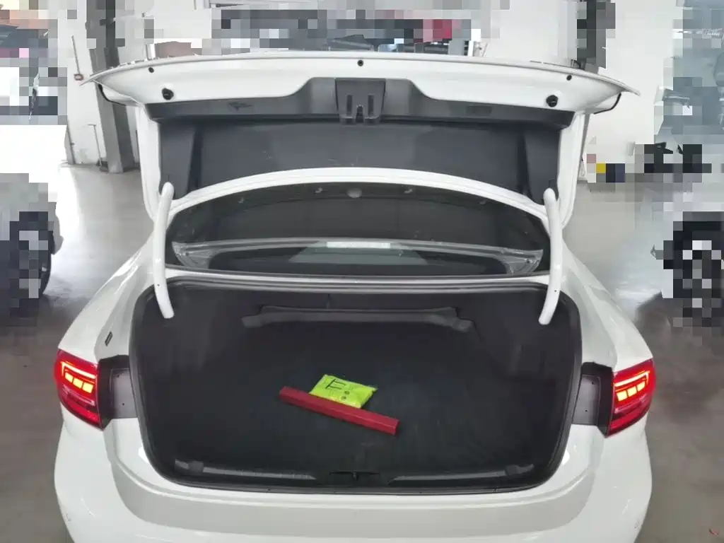 Volkswagen Lamando — миниатюра 19