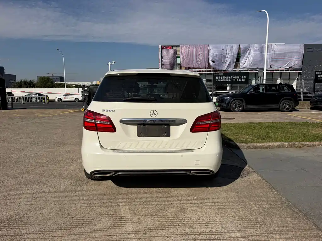Mercedes-Benz B-Class — миниатюра 10