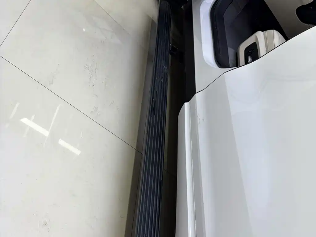 Li Auto Li ONE — миниатюра 6