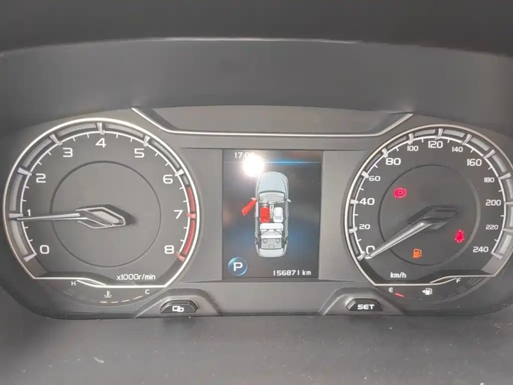 Geely Binrui — миниатюра 12