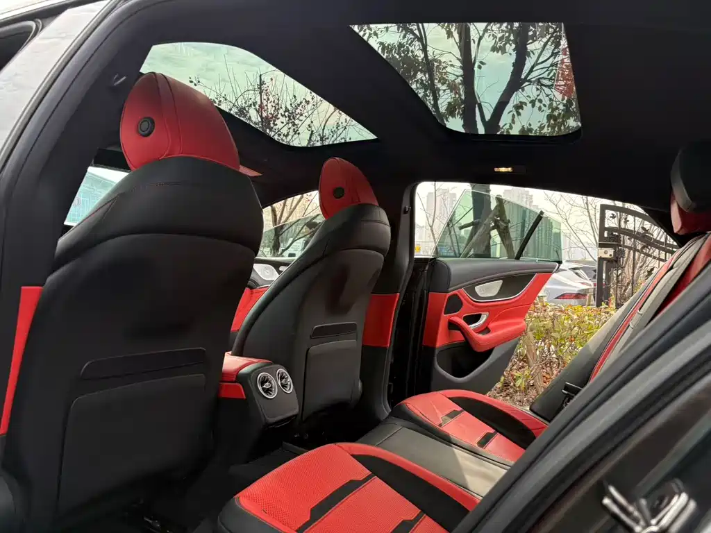 MERCEDES-BENZ AMG GT