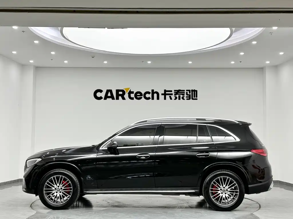 Mercedes-Benz GLC 2023 GLC 300 L 4MATIC 7 мест