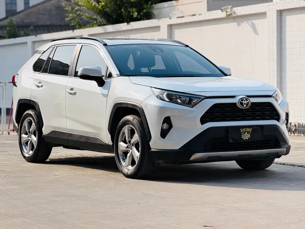 TOYOTA RAV4 RONGFANG