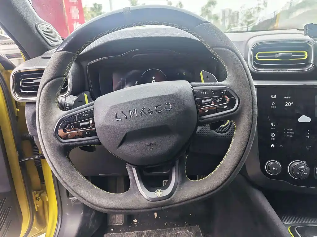 Lynk & Co 03 — миниатюра 8