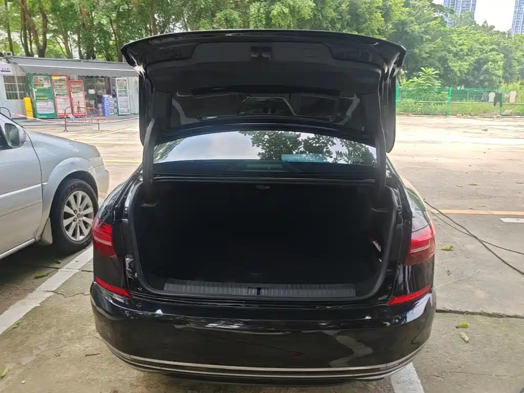 Volkswagen 帕萨特插电混动 — миниатюра 19