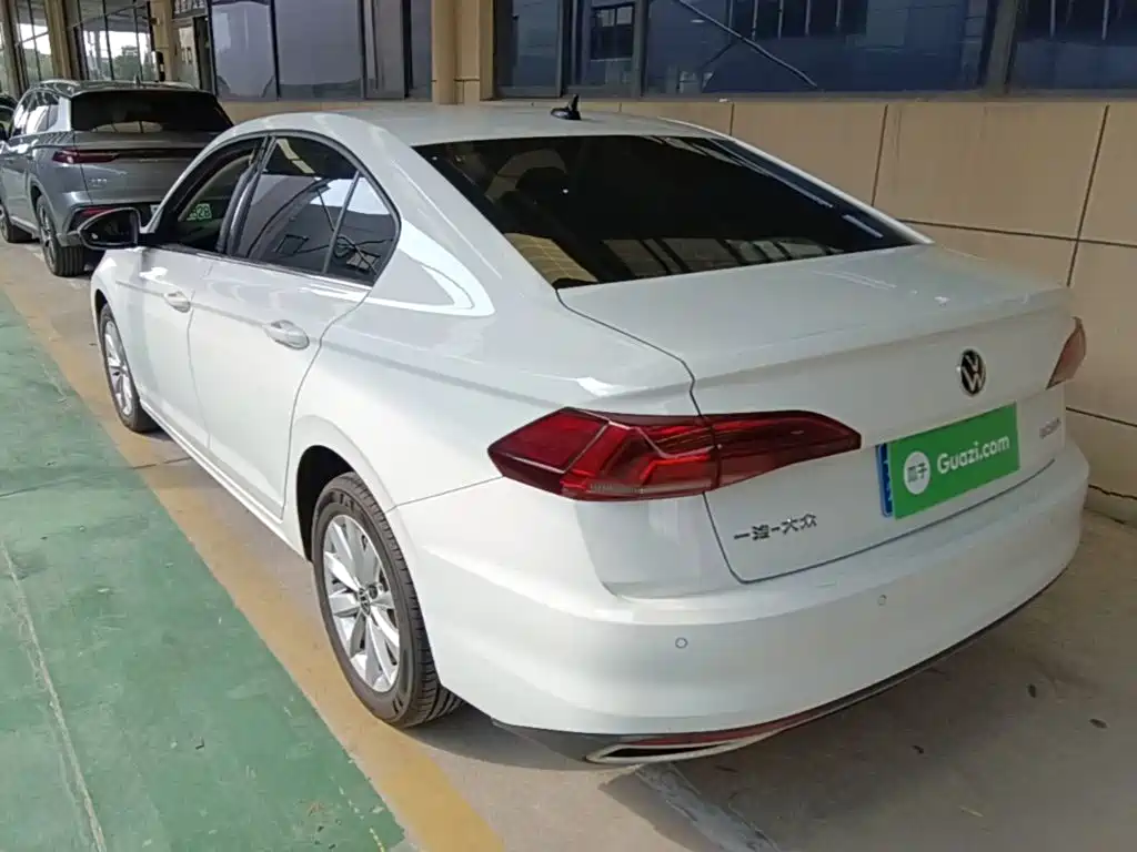 Volkswagen Bora — миниатюра 5
