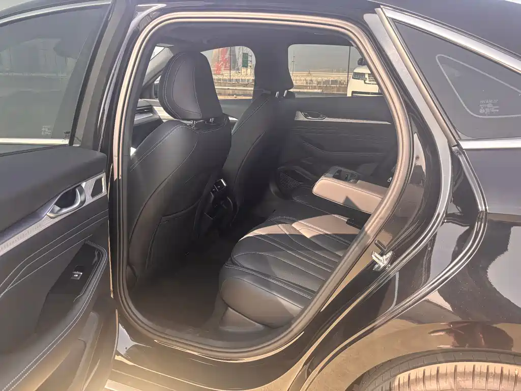 GEELY AUTOMOBILE XINGRUI