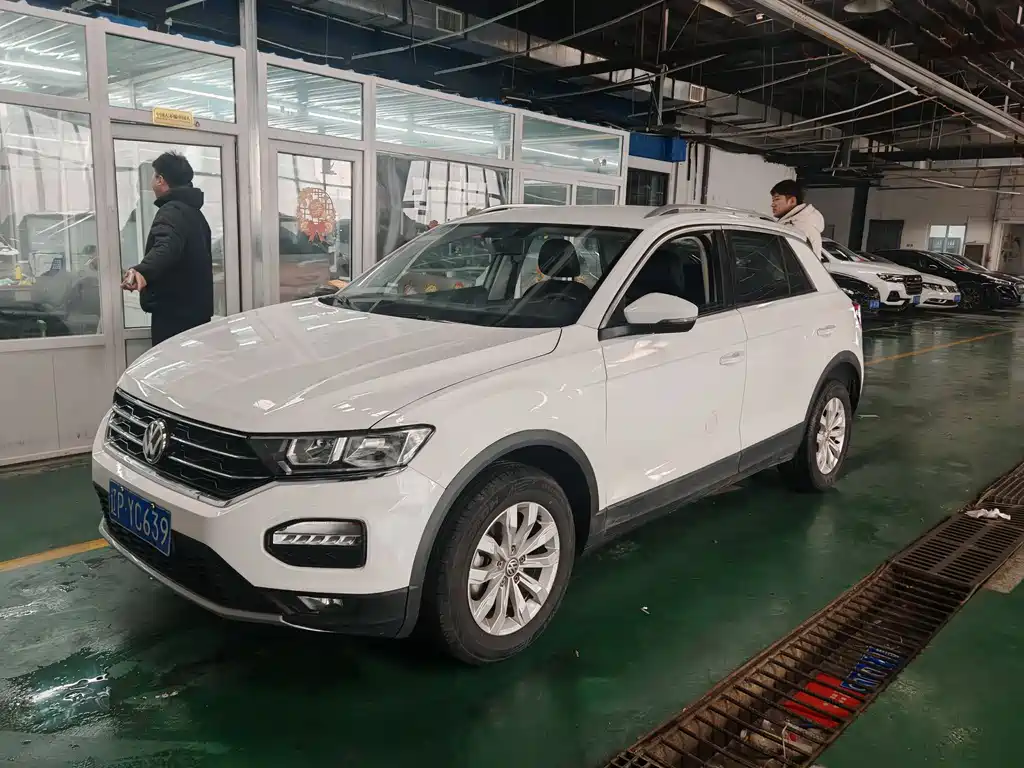 VOLKSWAGEN T ROC EXPLORING SONGS
