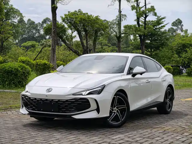 2025 MG MG7