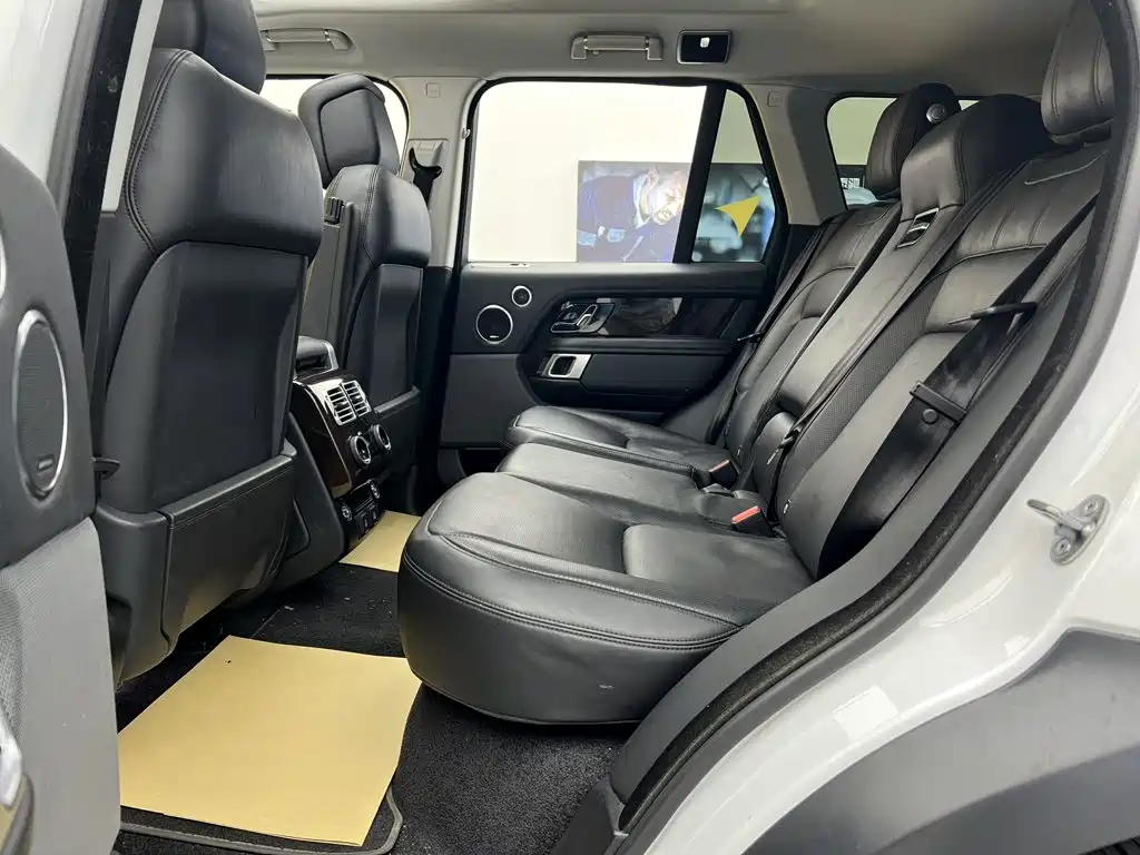 Land Rover Range Rover — миниатюра 38