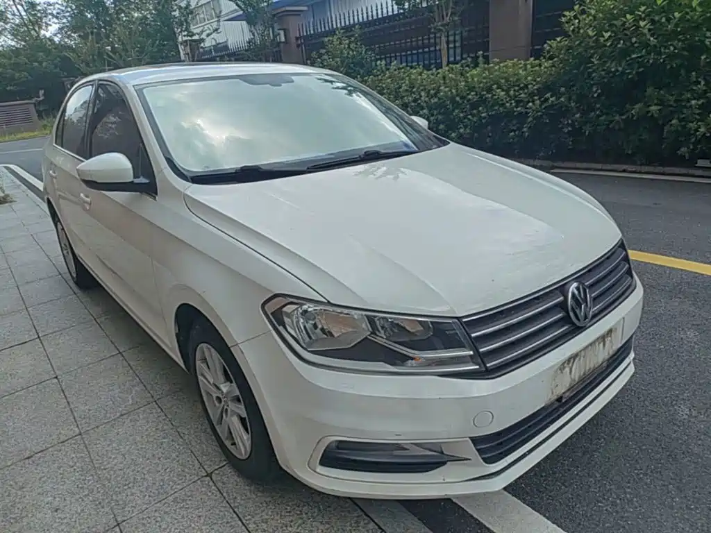 Volkswagen Santana — миниатюра 4