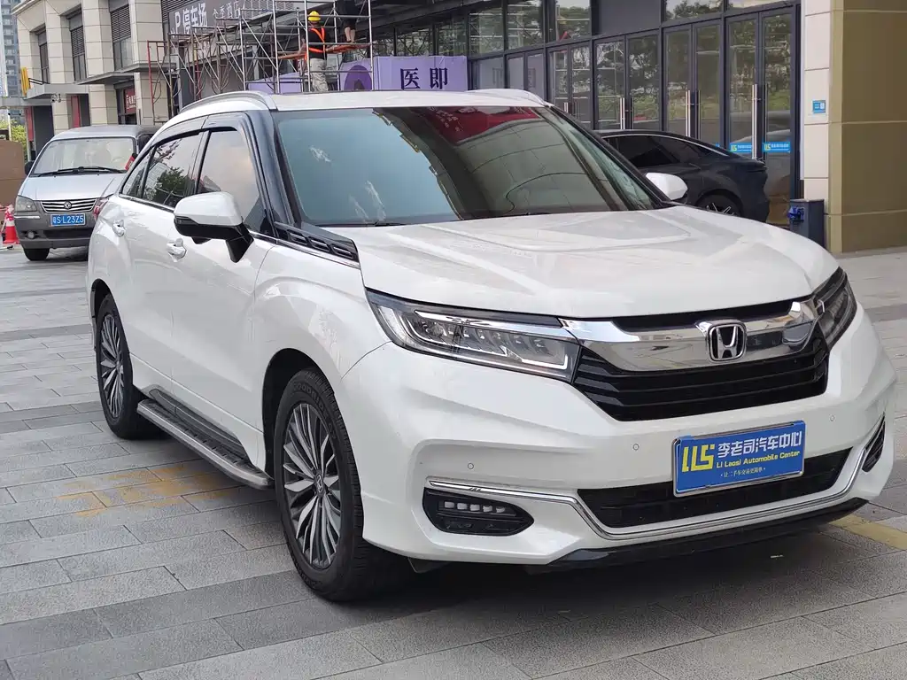 Honda Avancier — миниатюра 3
