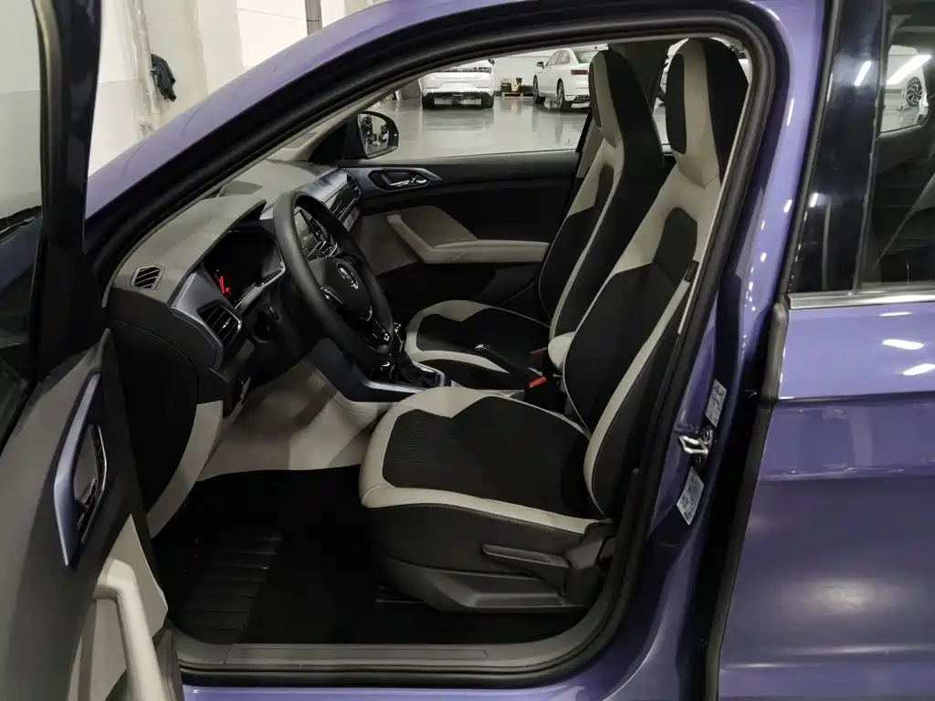 Volkswagen T-Cross — миниатюра 10