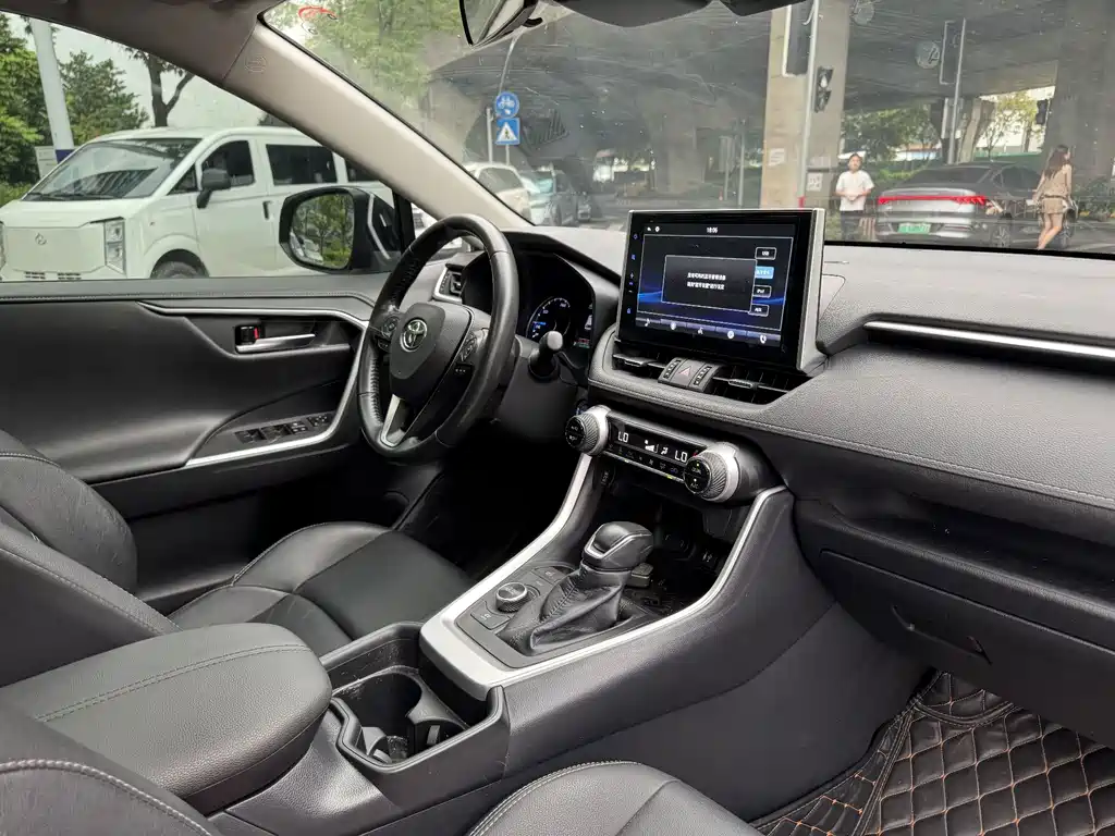 Toyota Wildlander — миниатюра 11