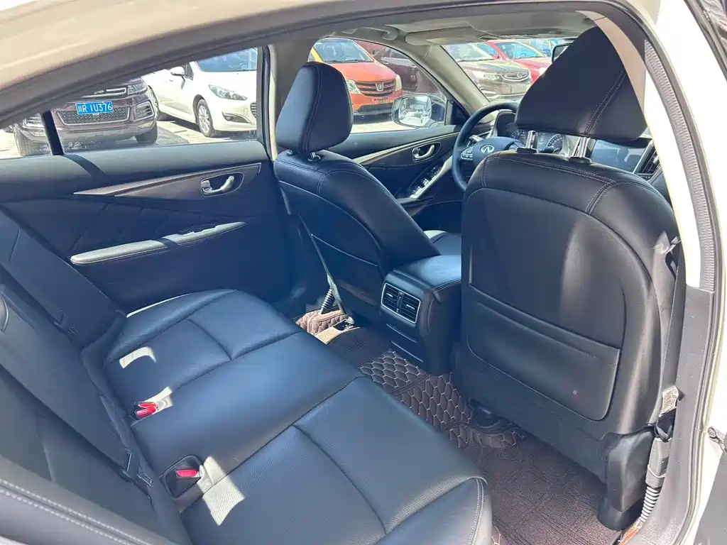 Infiniti Q50L — миниатюра 15
