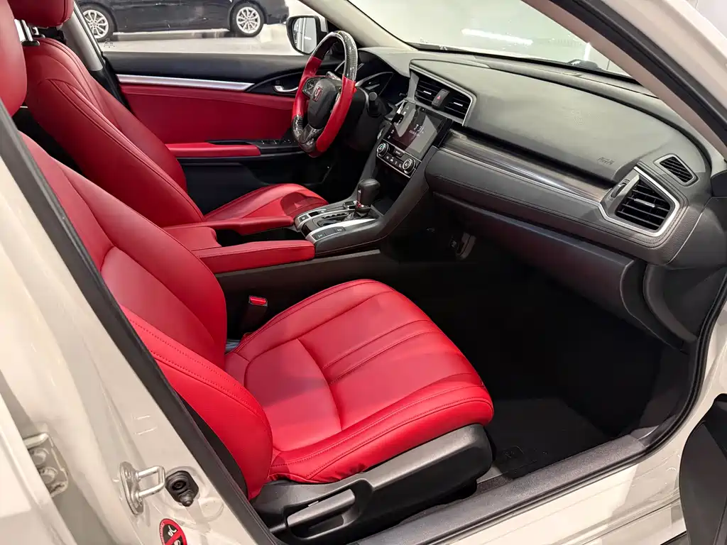 Honda Civic — миниатюра 6
