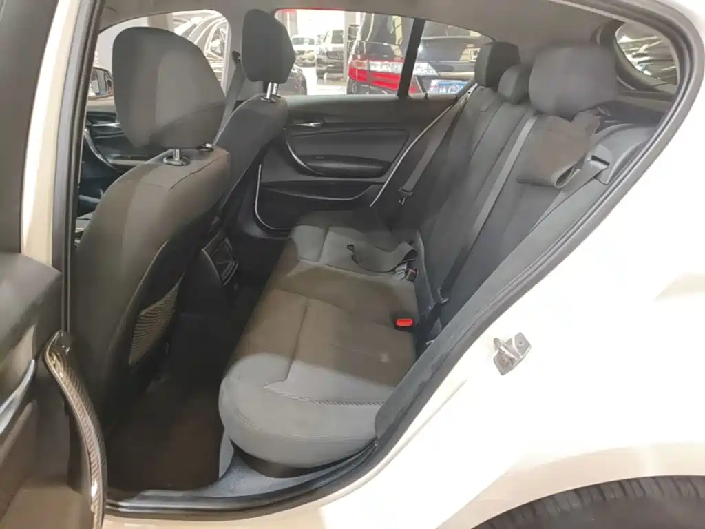 BMW 1 Series (Import) — миниатюра 17