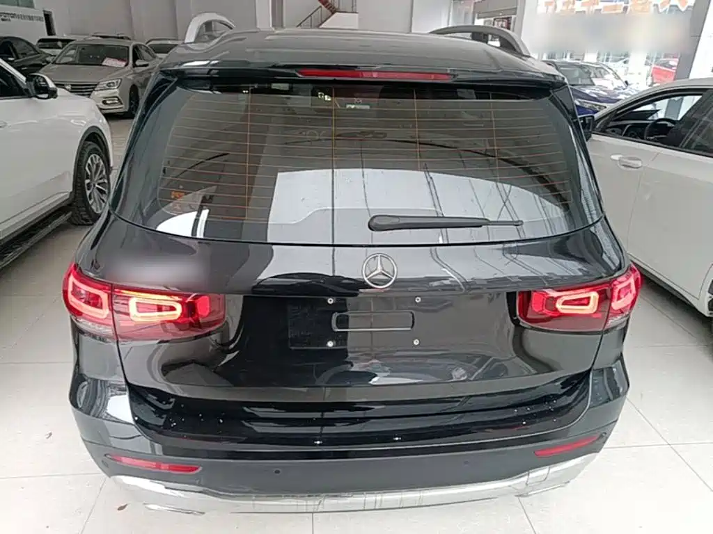 Mercedes-Benz GLB — миниатюра 6