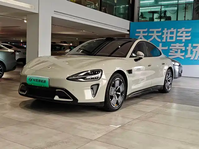 XIAOMI CAR XIAOMI SU7 2024