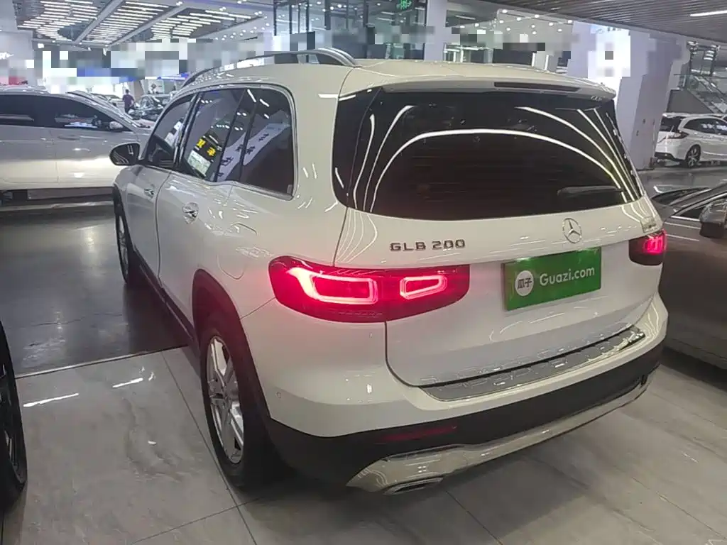 Mercedes-Benz GLB — миниатюра 5