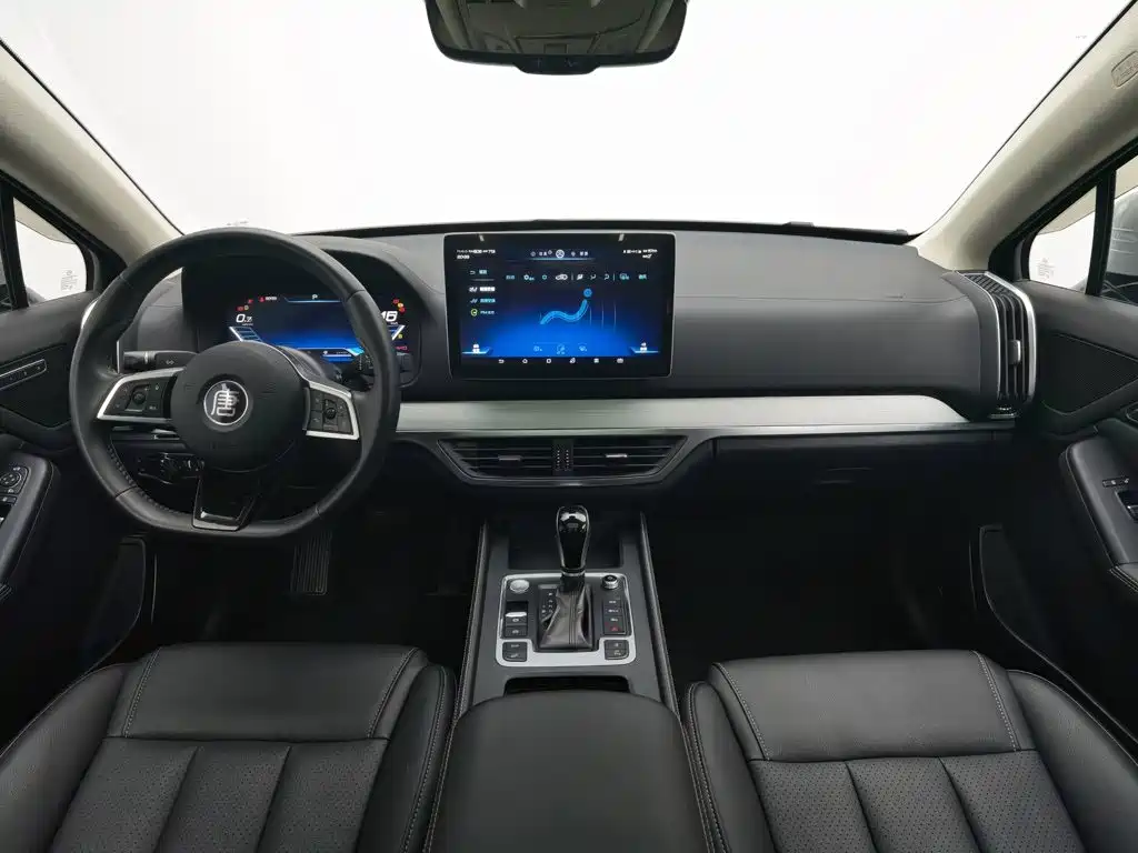 BYD Tang — миниатюра 5