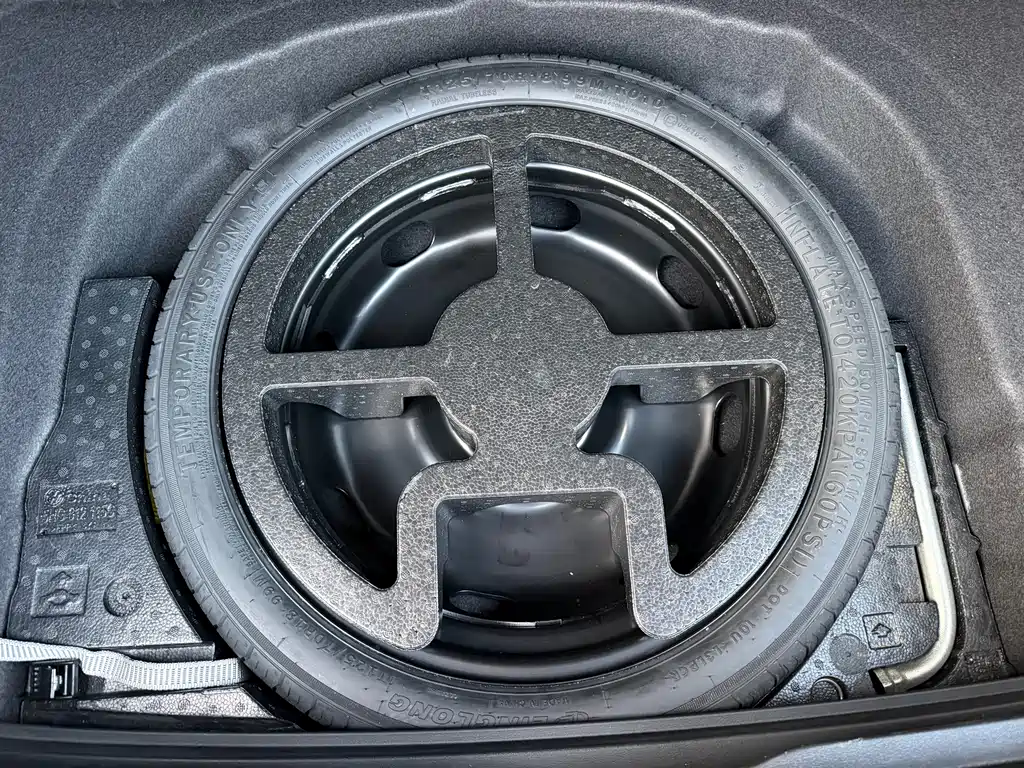 Volkswagen Golf — миниатюра 10