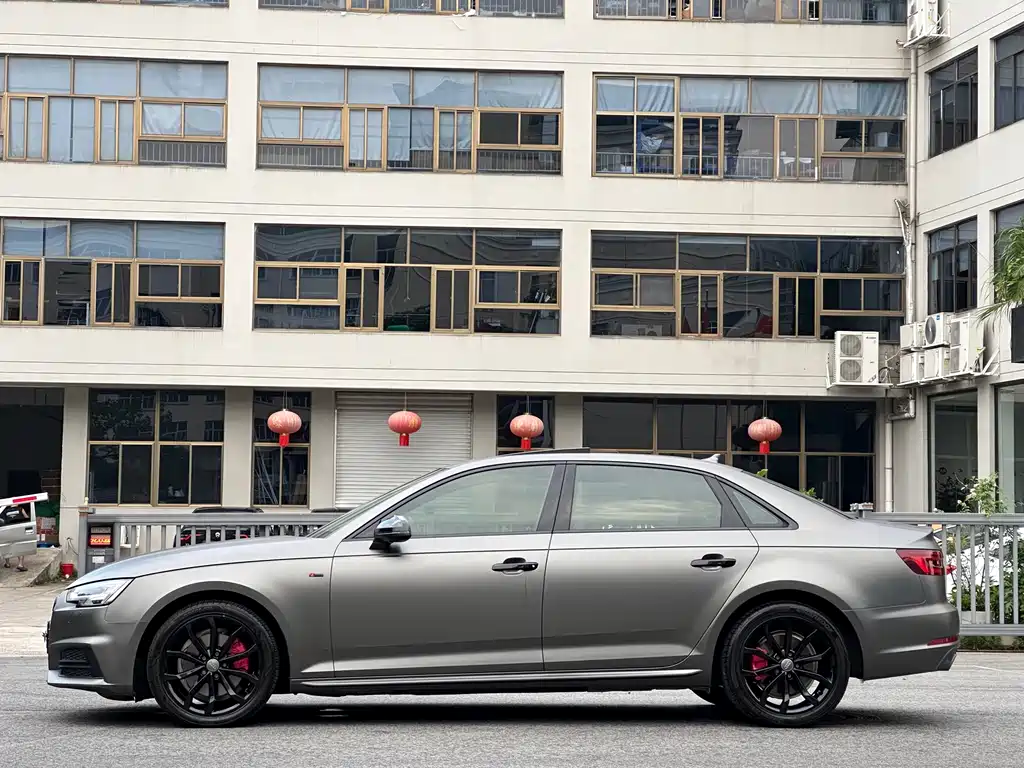 Audi A4L — миниатюра 4
