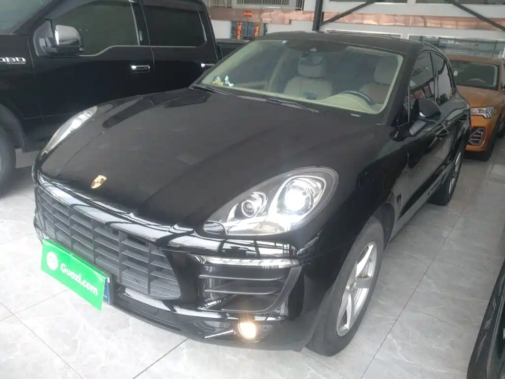 Porsche Macan — миниатюра 2