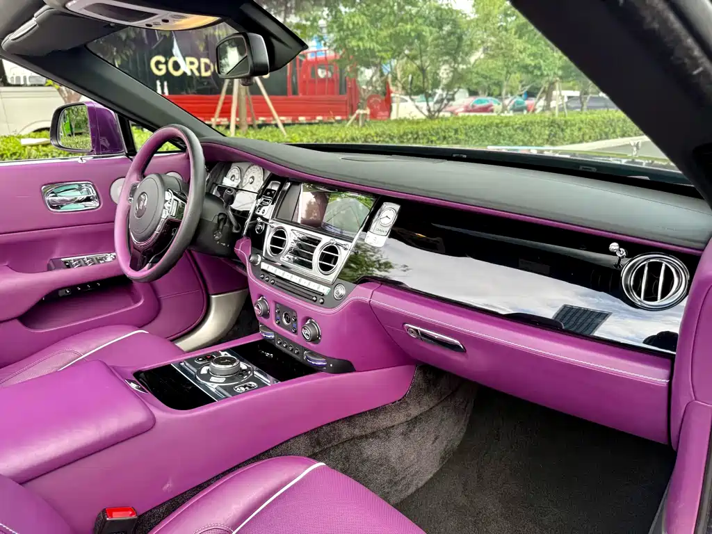 Rolls-Royce Dawn — миниатюра 6