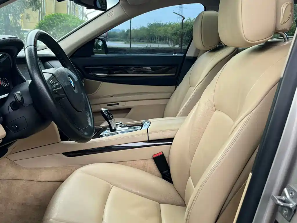 BMW 7 Series 7 2011 730Li Elegant