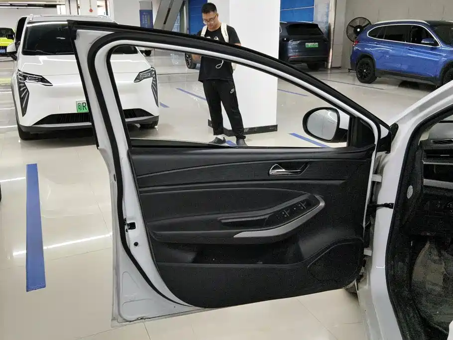 Chery Arrizo 5 — миниатюра 7