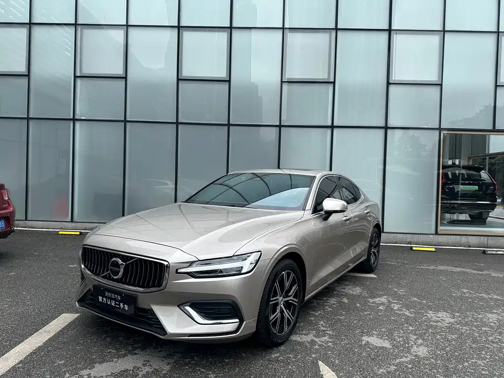 VOLVO S60