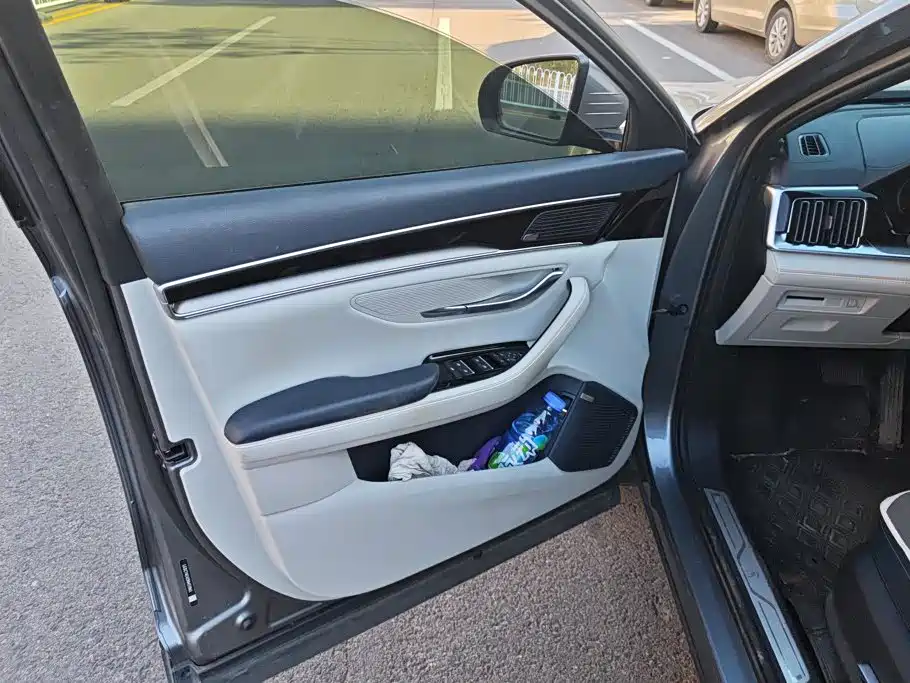 BYD Song Plus DM-i 2021 — фото 7