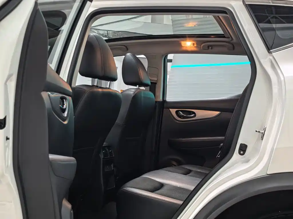 Nissan Qashqai — миниатюра 6