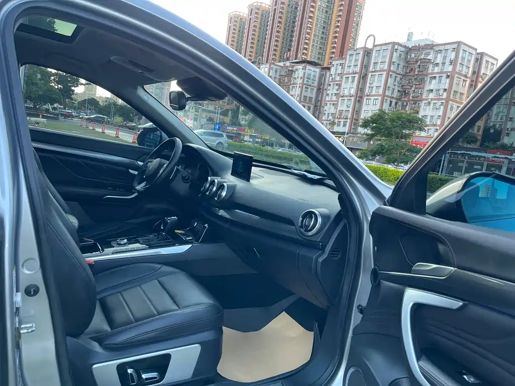 WEI PAI WEI BRAND VV7